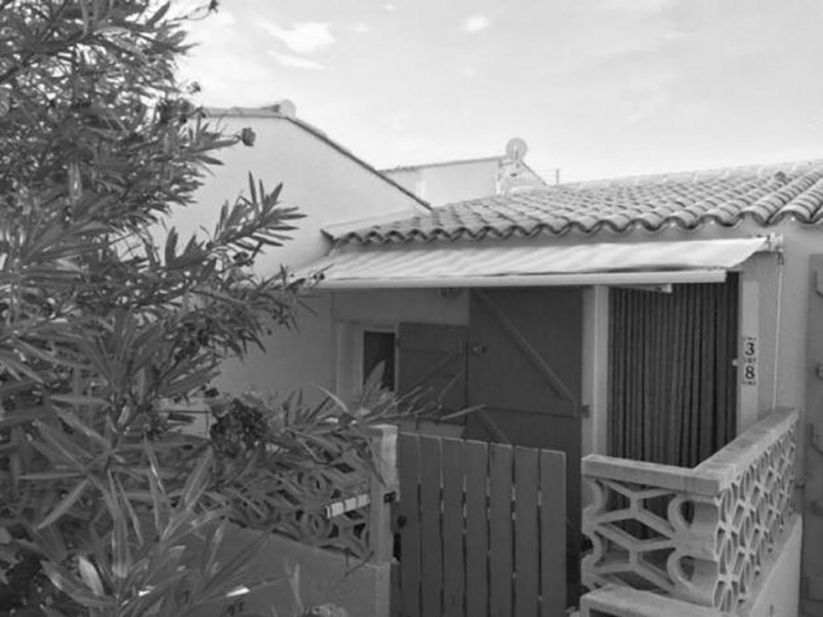 Maison Entre Mer Et Etang Le Barcares Exterior photo